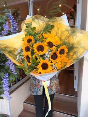 Bitolia Flower Boutique | Sun Kissed Bitolia Flower Boutique|Sun Kissed