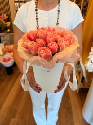 Tulip Embrace | Bitolia Flower Boutique